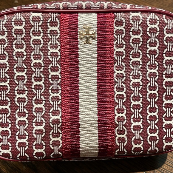 Tory Burch Crossbody Garnet / Cream Chainlink Pattern with Racing Stripe - Picture 4 of 9